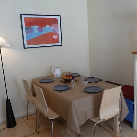 Appartamento Faubourg Saint Martin3 Parigi