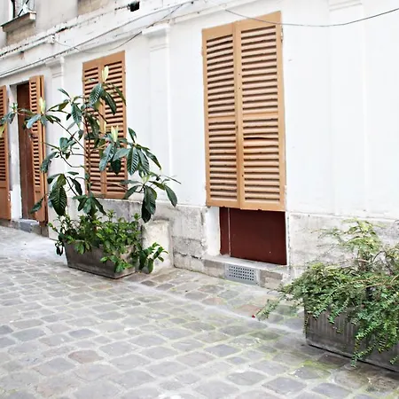 Appartamento Faubourg Saint Martin3 Parigi